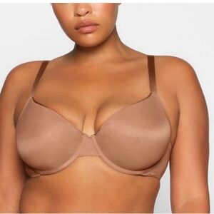 SKIMS Weightless Demi bra Seamless Tan Underwire Bra size 40DDDD BNWT
